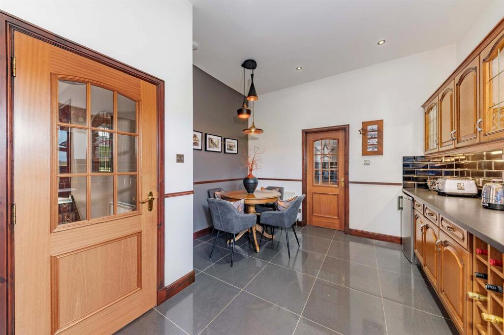 WhatsApp Image 2025-02-26 at 10.01.56-2.jpg