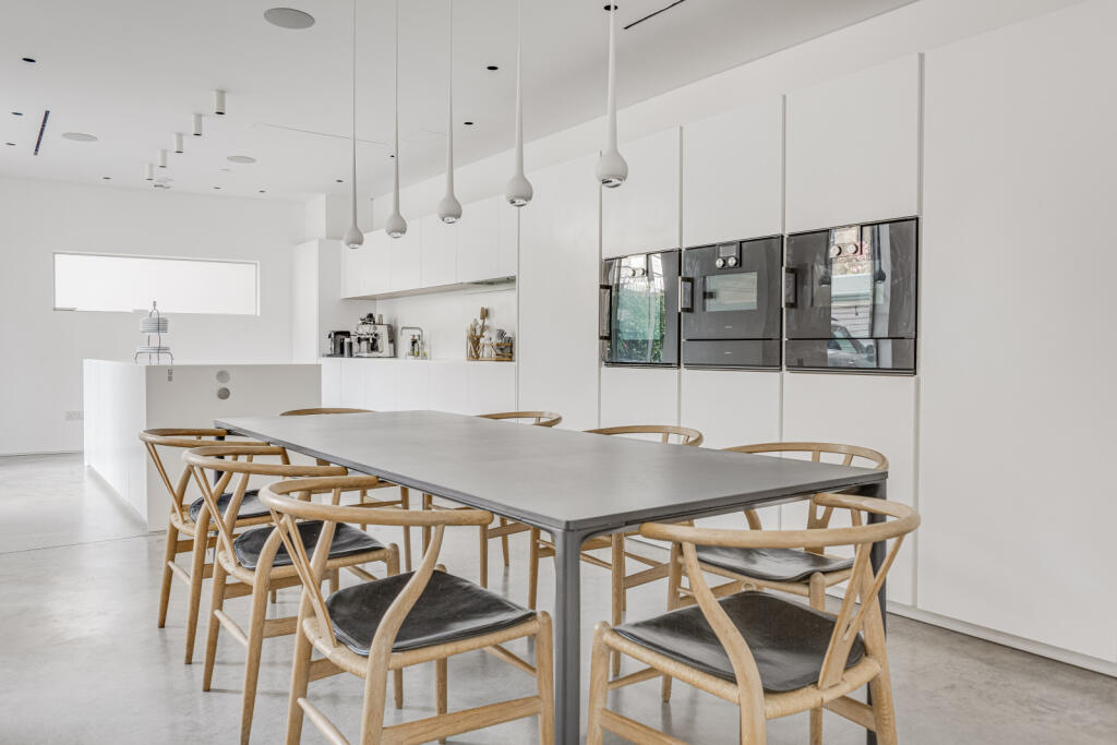 Kitchen/Dining