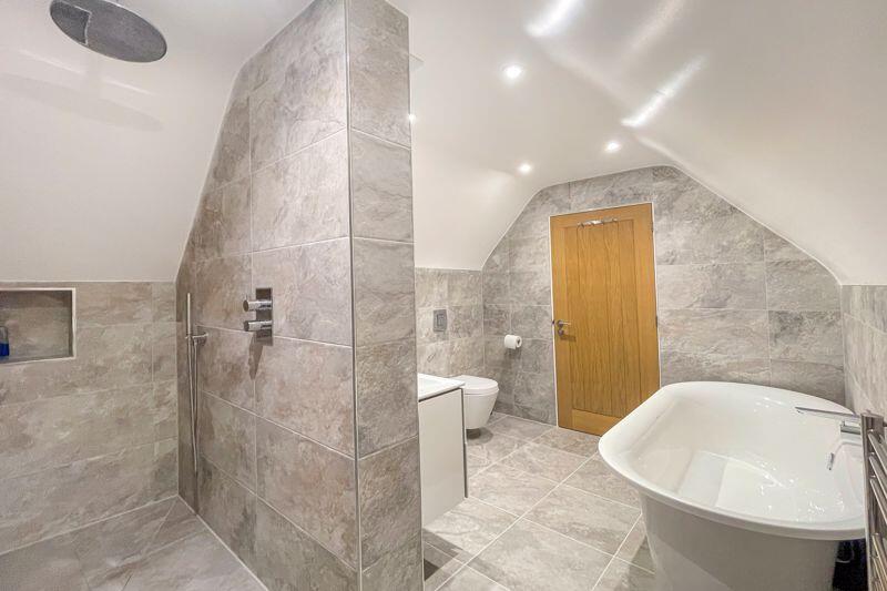 Bedroom One En-suite