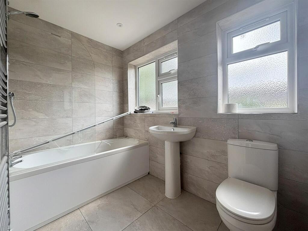 Bathroom.JPEG