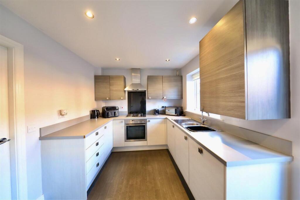 Kitchen diner