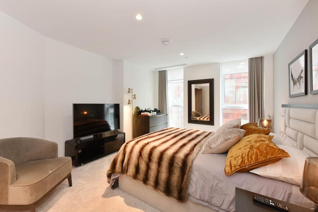 Flat 1104 Dahlia House(10).JPG