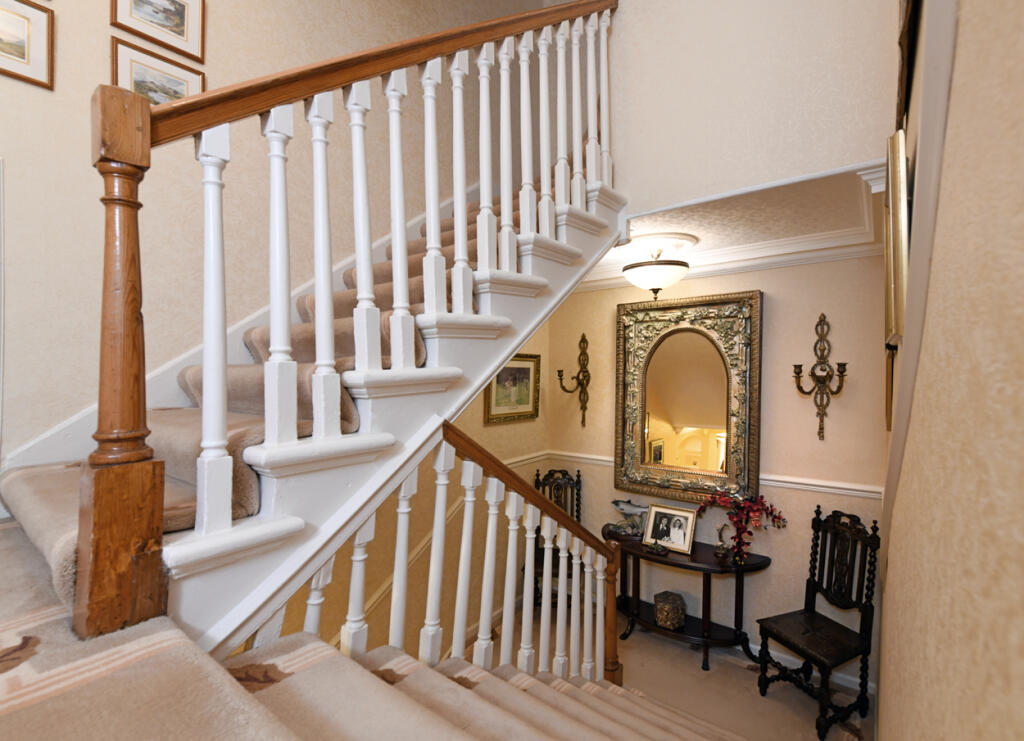 Broomrigg Mansion House, Holywood, DG2 0RJ - Braid
