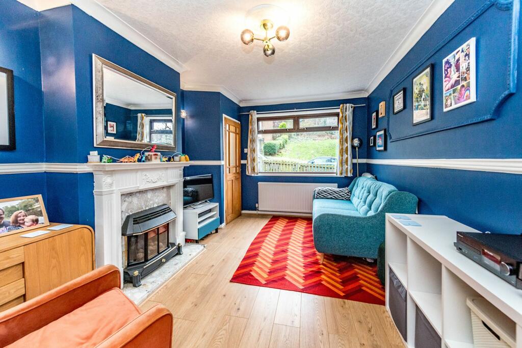 SITTING ROOM DINING ROOM AND KITCHEN