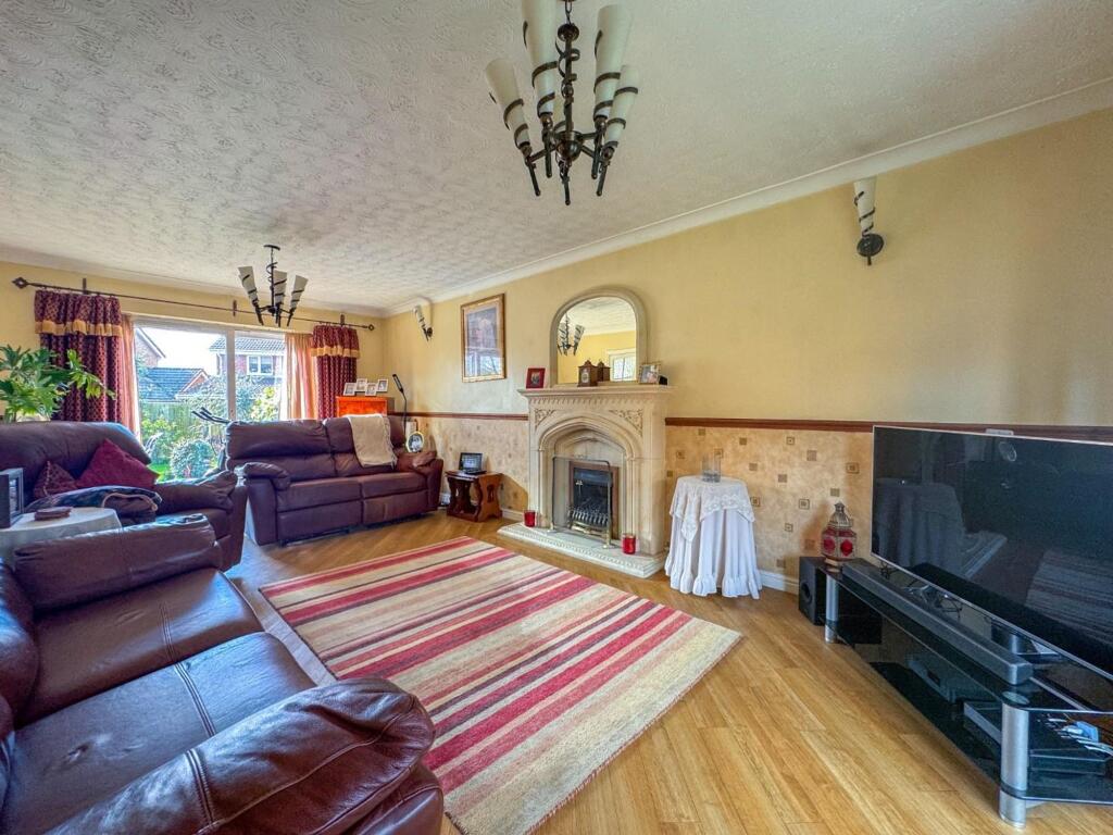 Chichester Close - Image-25.jpg