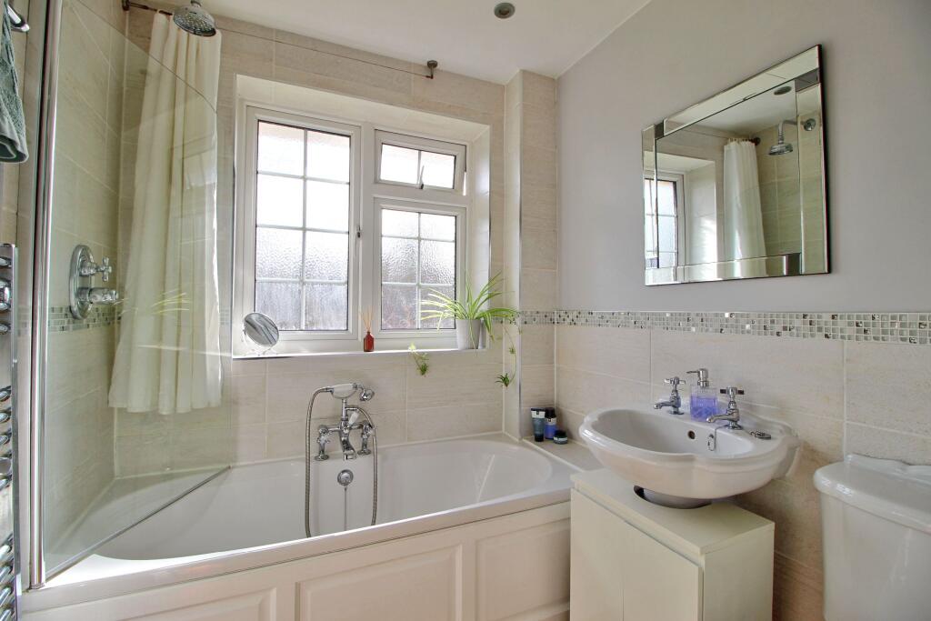 Family Bathroom with shower / bath