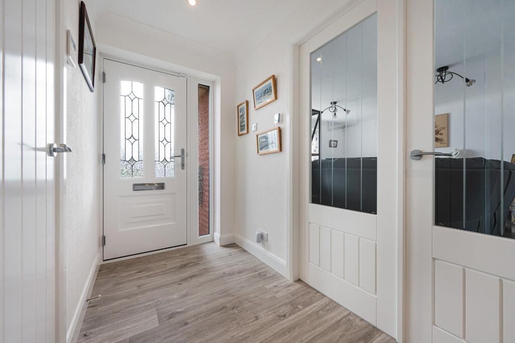 1 Chelwood Close HDR-13.jpg