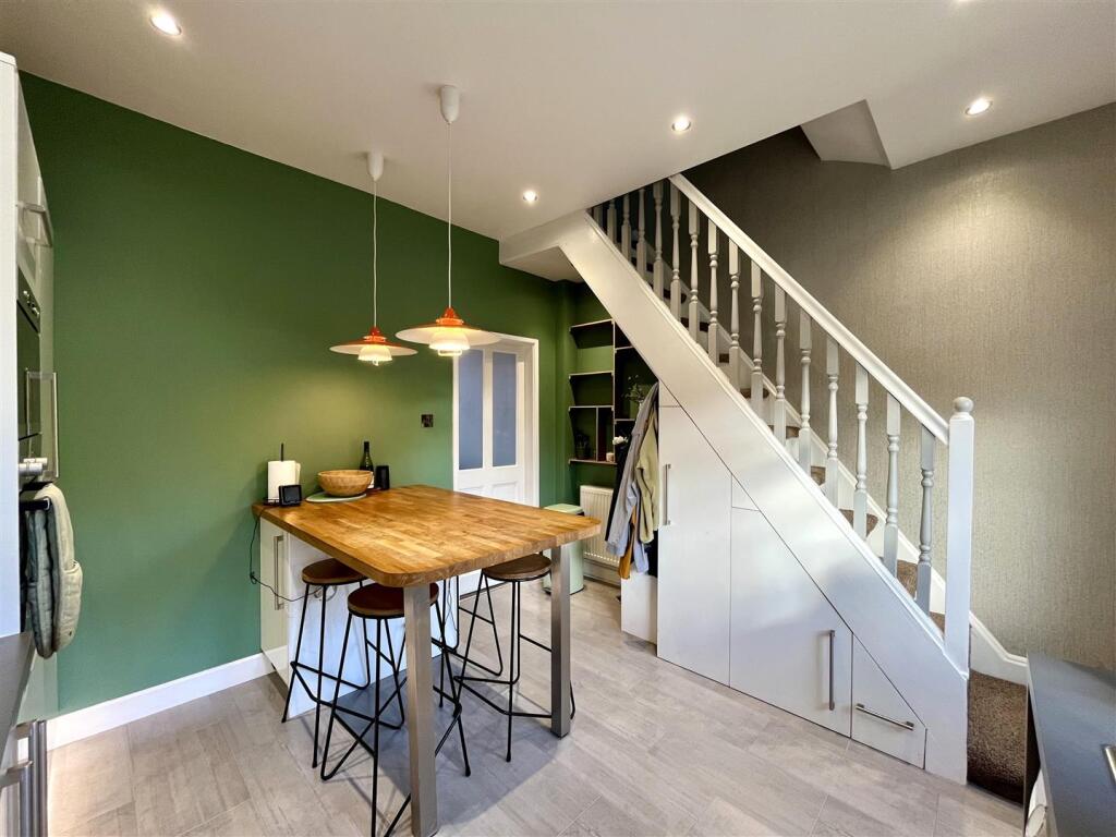 Dining Kitchen Aspect 3