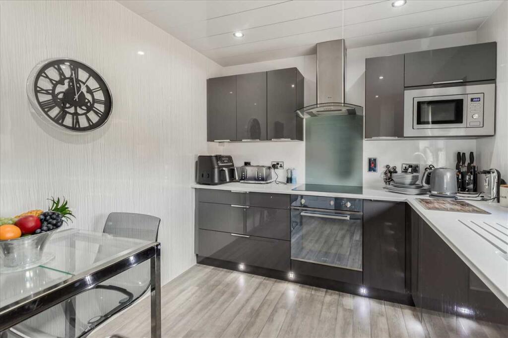Kitchen Dining (3)