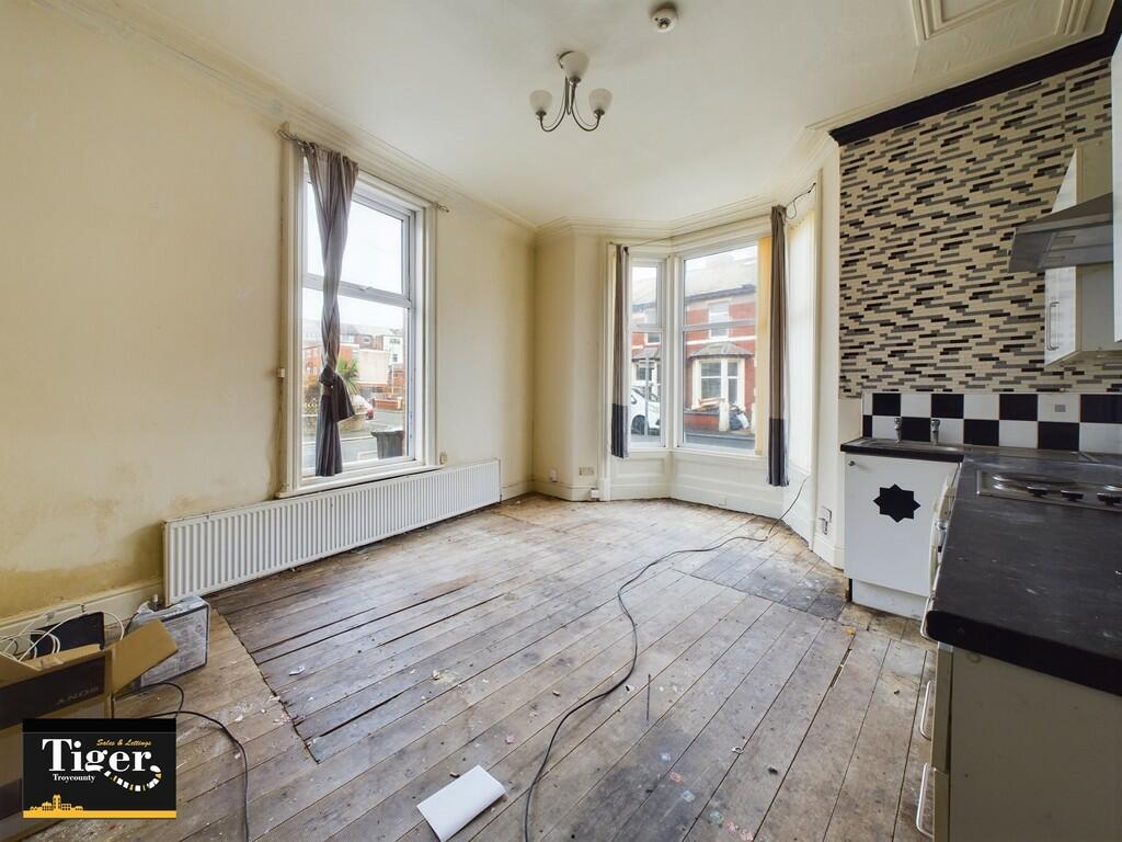 CAM03440G0-PR0157...