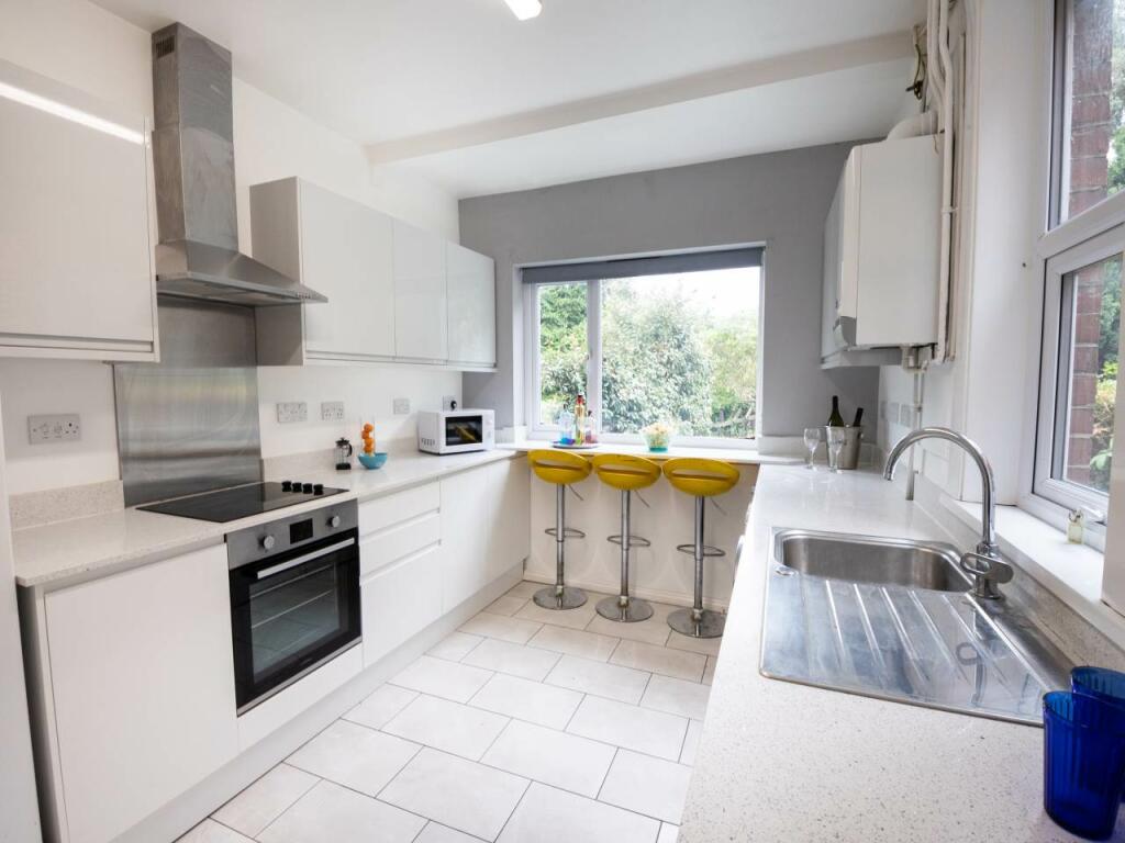 15_St_Martins_Road_C