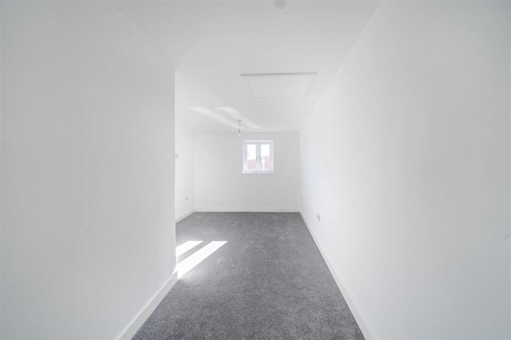 The Store, 47 Holbrook Avenue (14).jpg