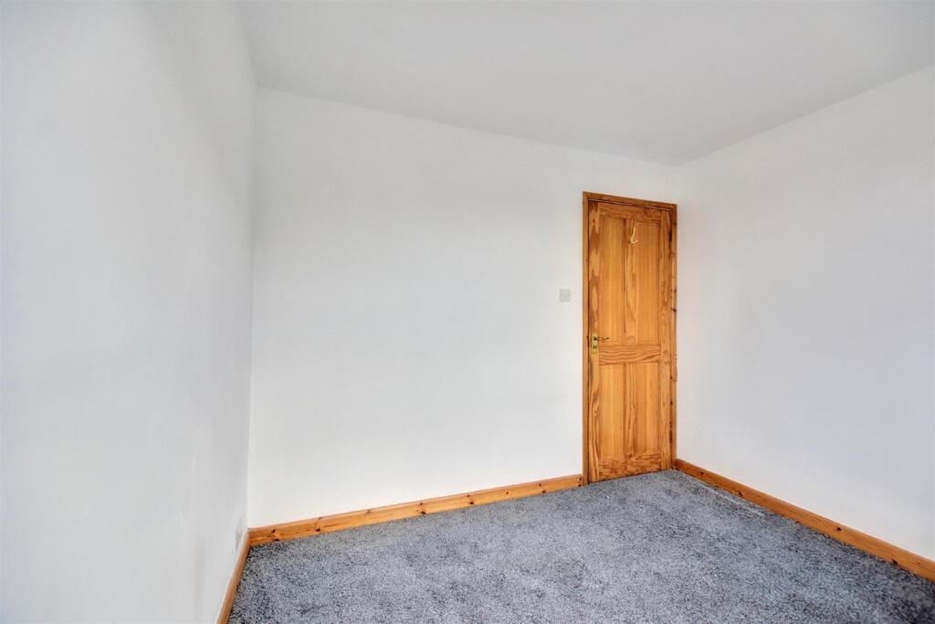 Bedroom 3_2.jpeg