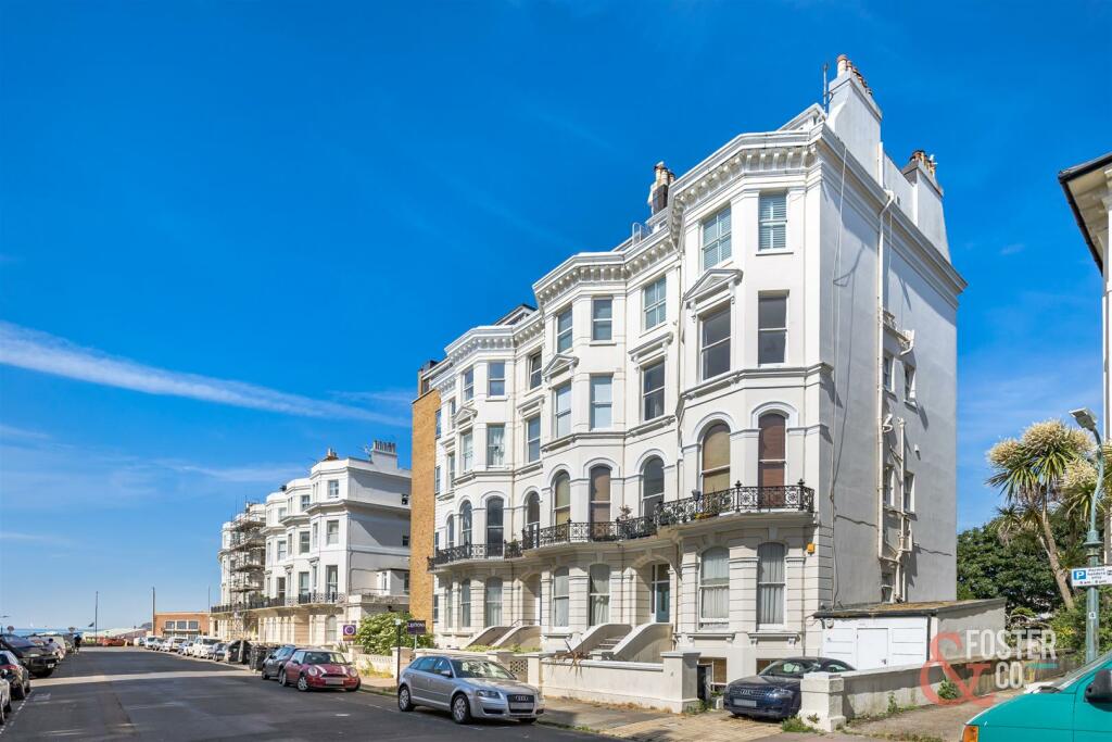 St Aubyns 22, Flat 2-18.JPG