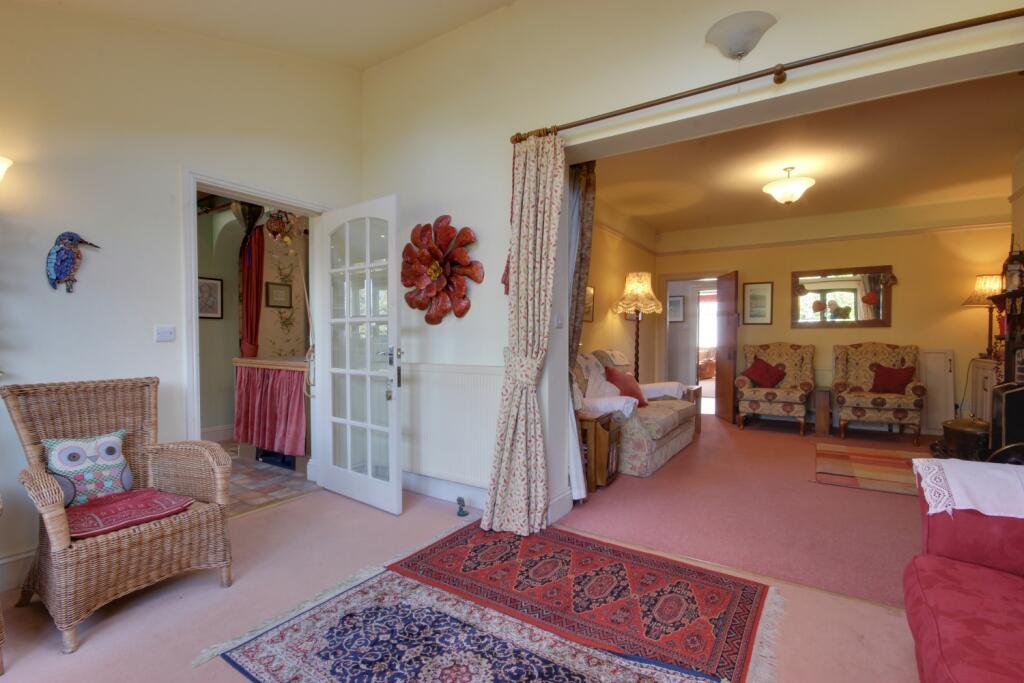 1 Garden Room B