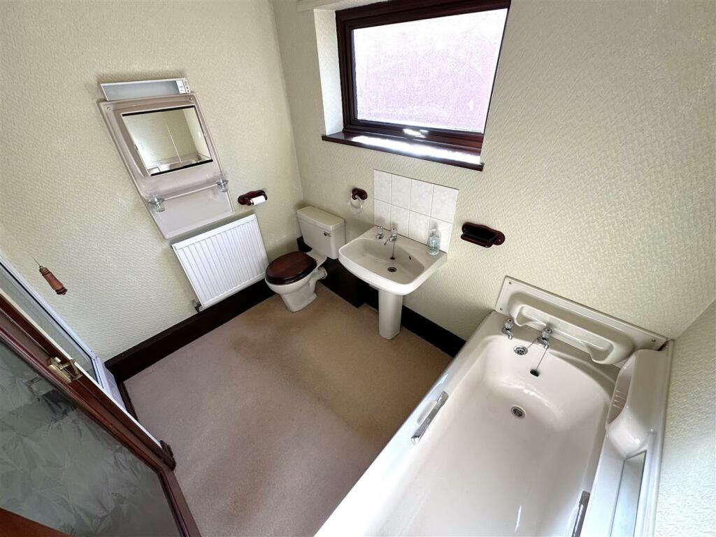 Four-Piece Bathroom 355