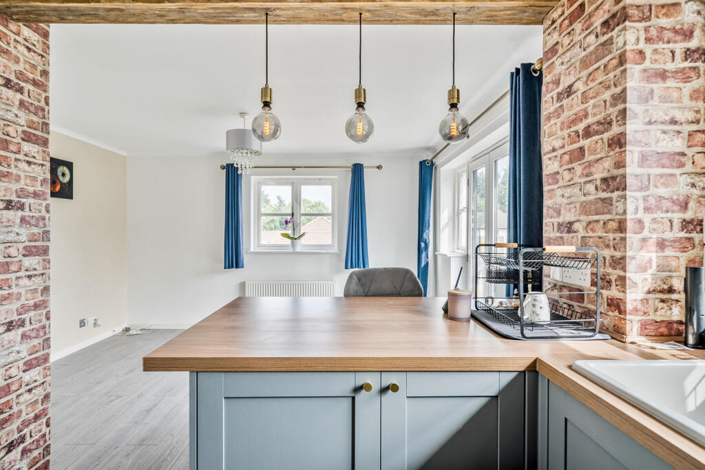 1329456-6-6881076...