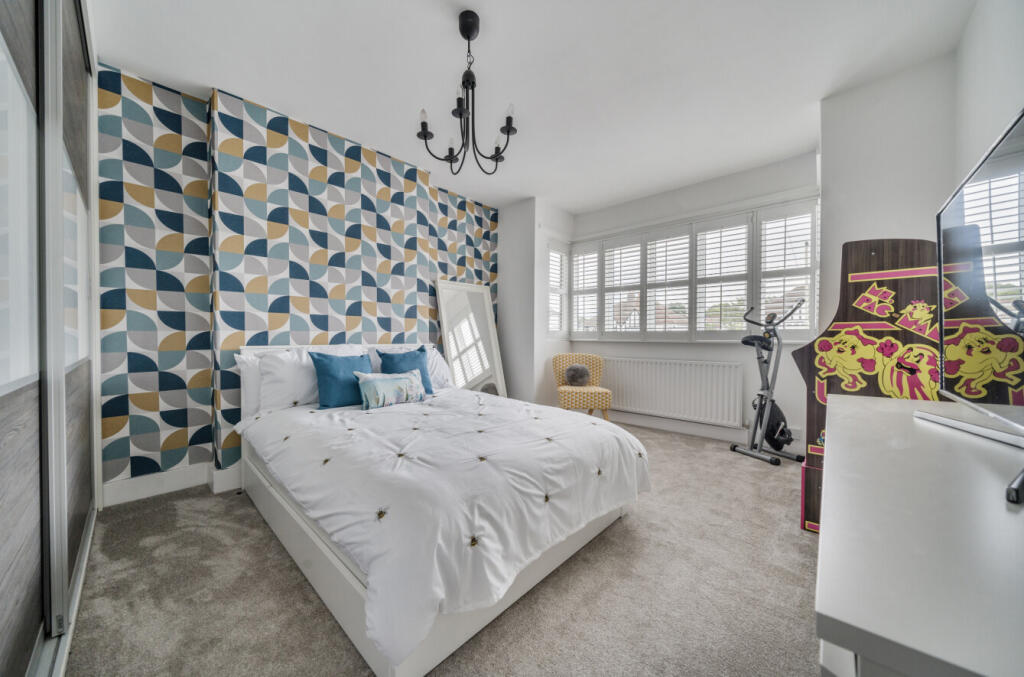 1330344-9-6884ecd...