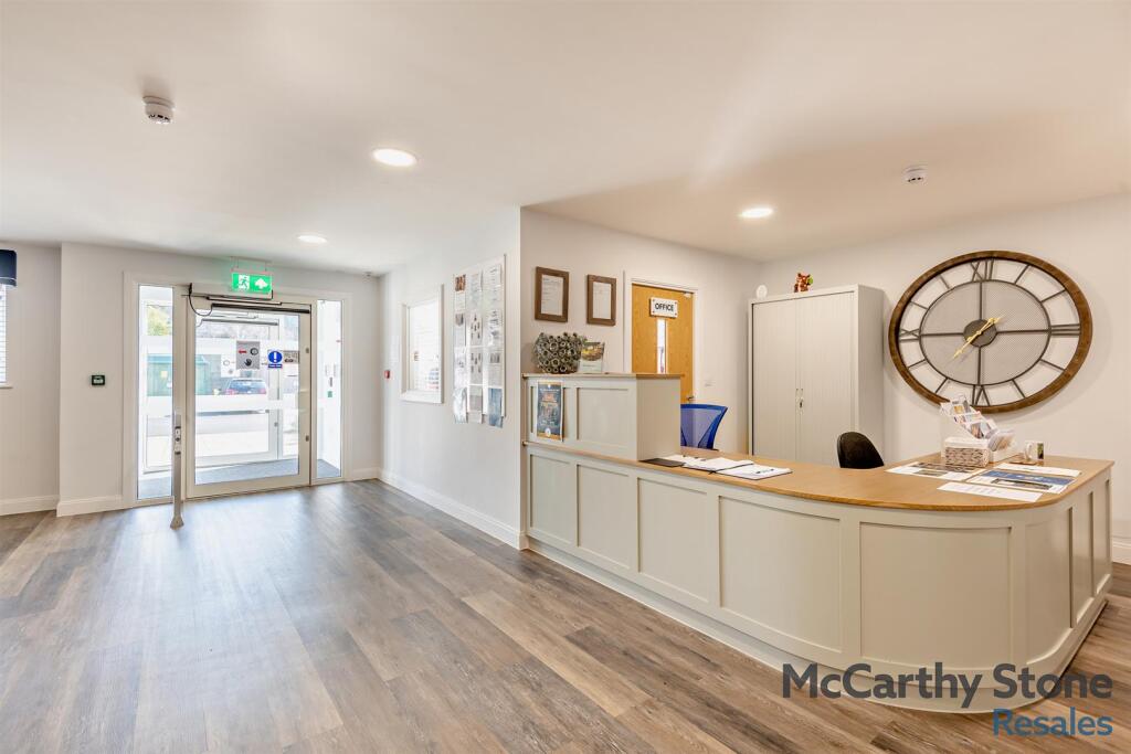 8638128-interior22-800.jpg