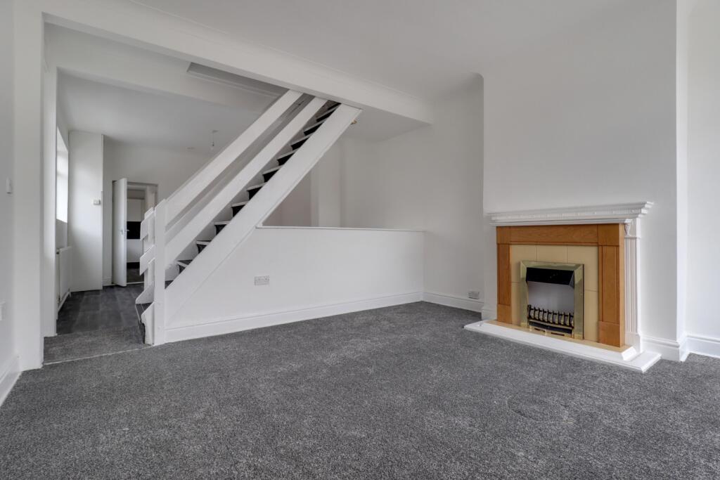 2- Rob Hammond EweMove Pontefract