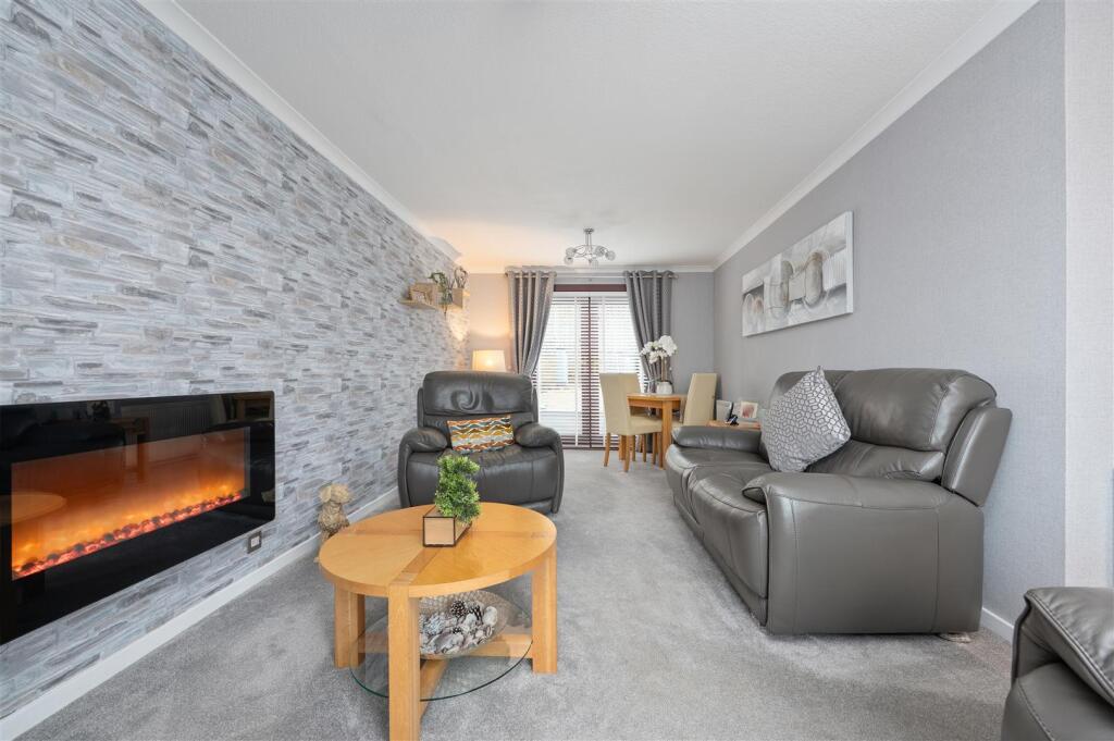 51EastercraigGardens007.JPG