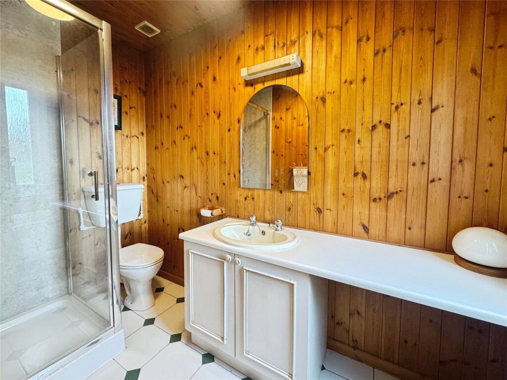 Ensuite
