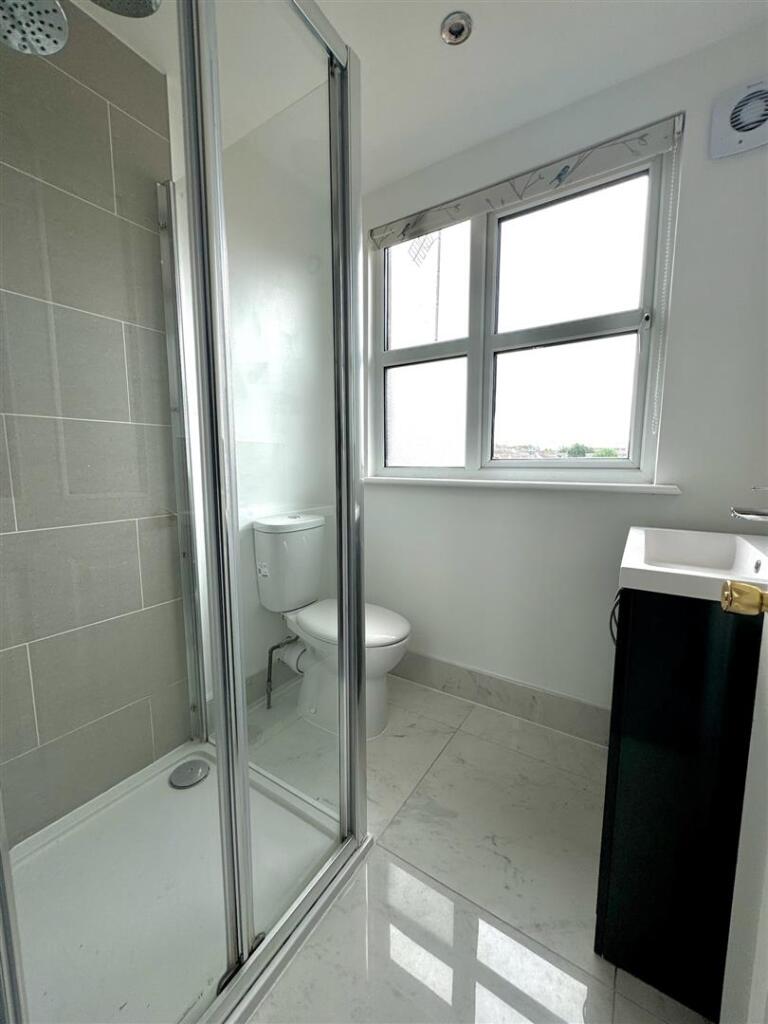 bathroom.JPEG
