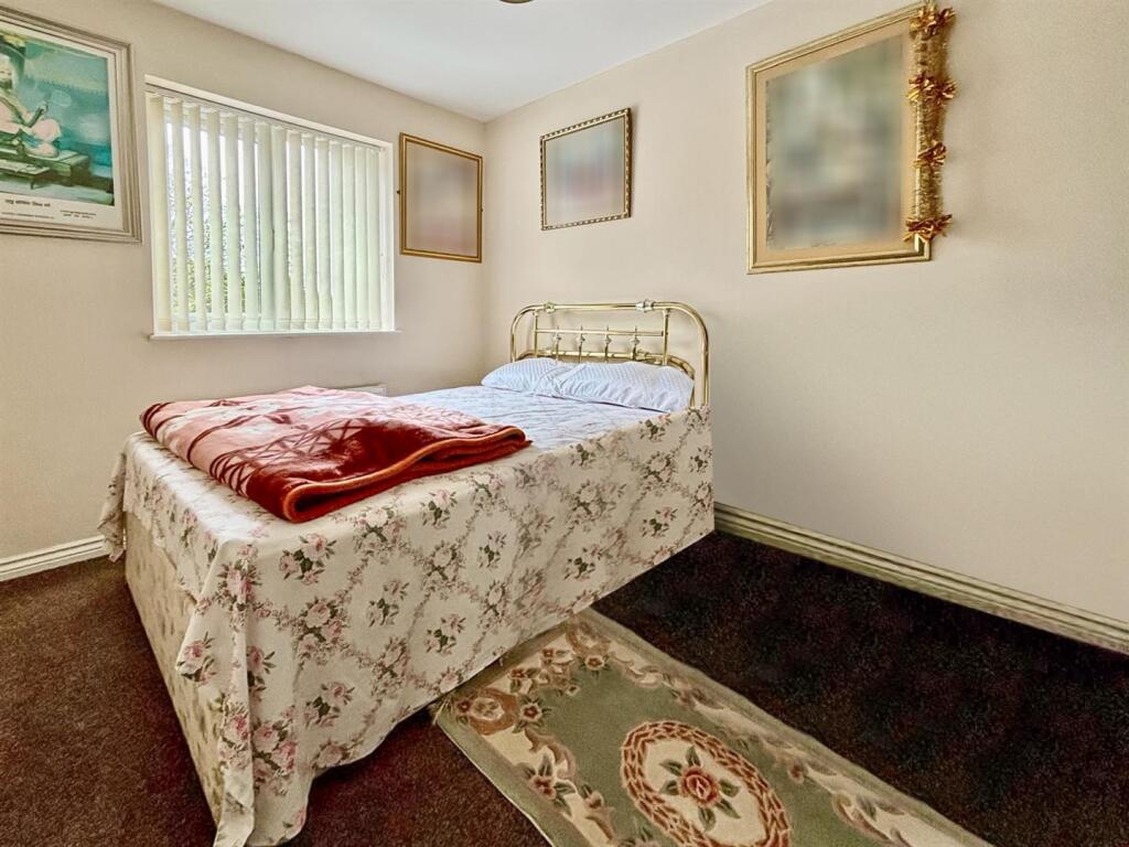 Bedroom Five / Study: