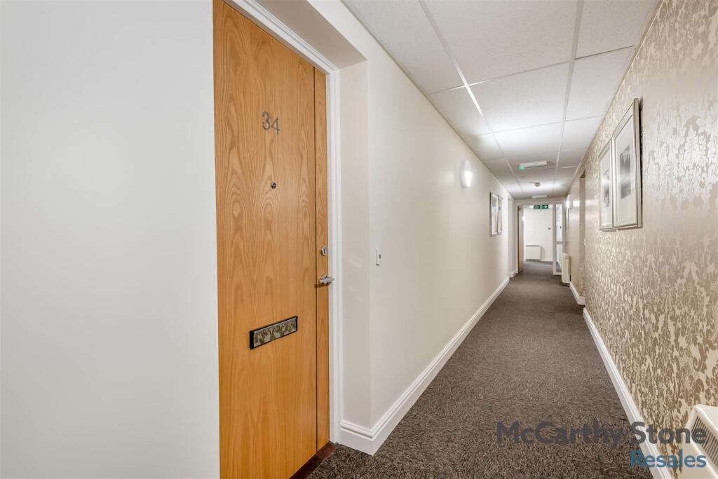 8637561-interior19.jpg