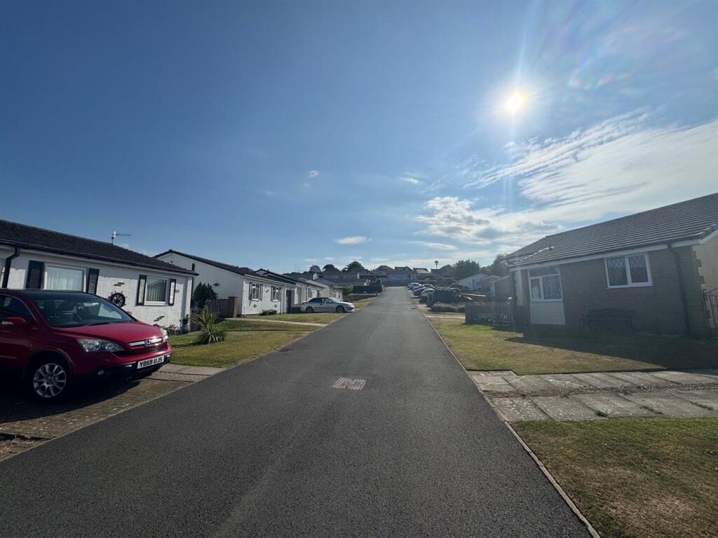 Driveway.jpg