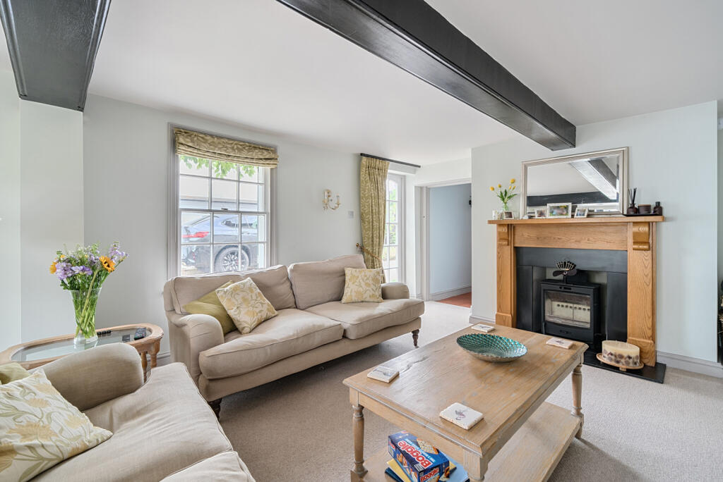 1300661-11-6839df...