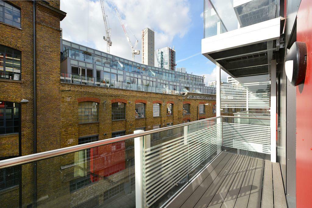 310, 80 Backchurch Lane (12).jpg