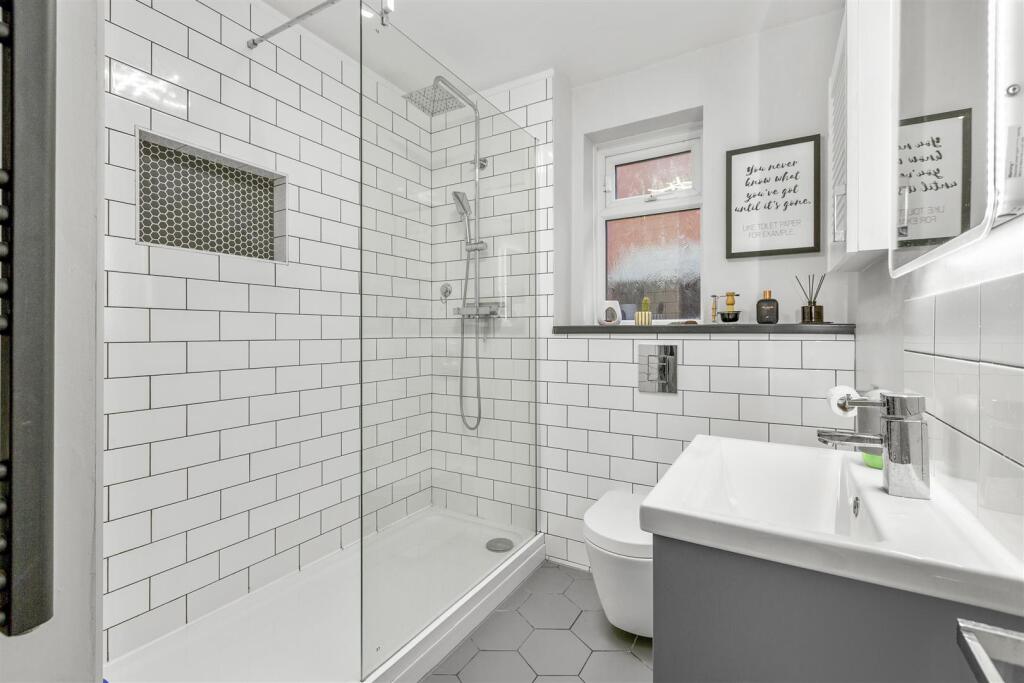 18 Flitcroft Lea, HP13 5LE-11.jpg
