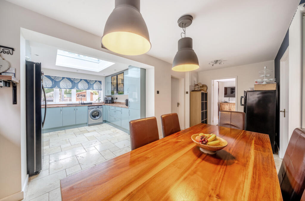 1301632-9-68416d8...