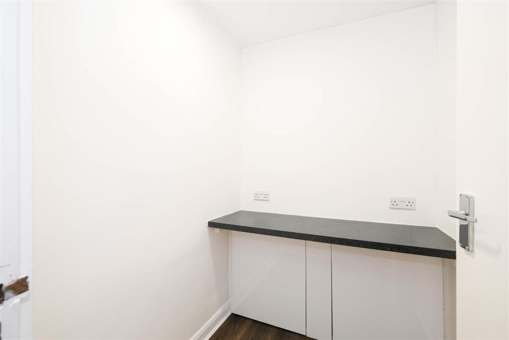 Palmerston Court-9.jpg