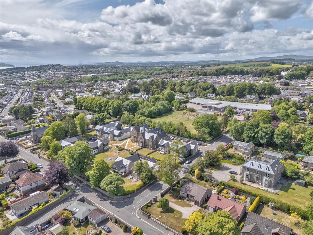 2A Victoria Street Monifieth-24.JPG