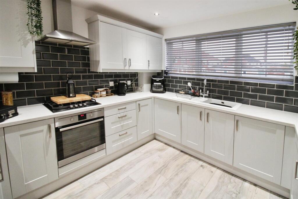 Fitted Kitchen