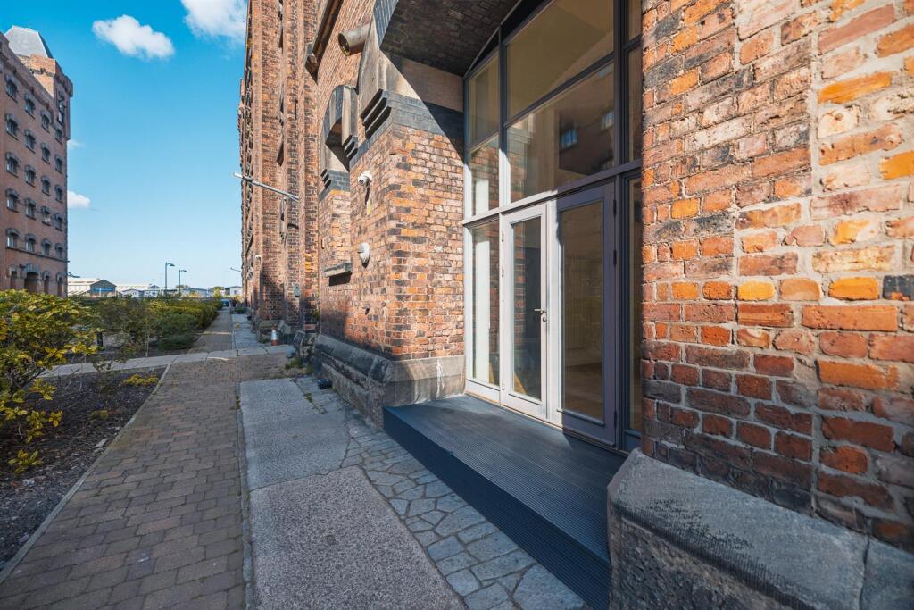 126 East Float Quay-33.jpg