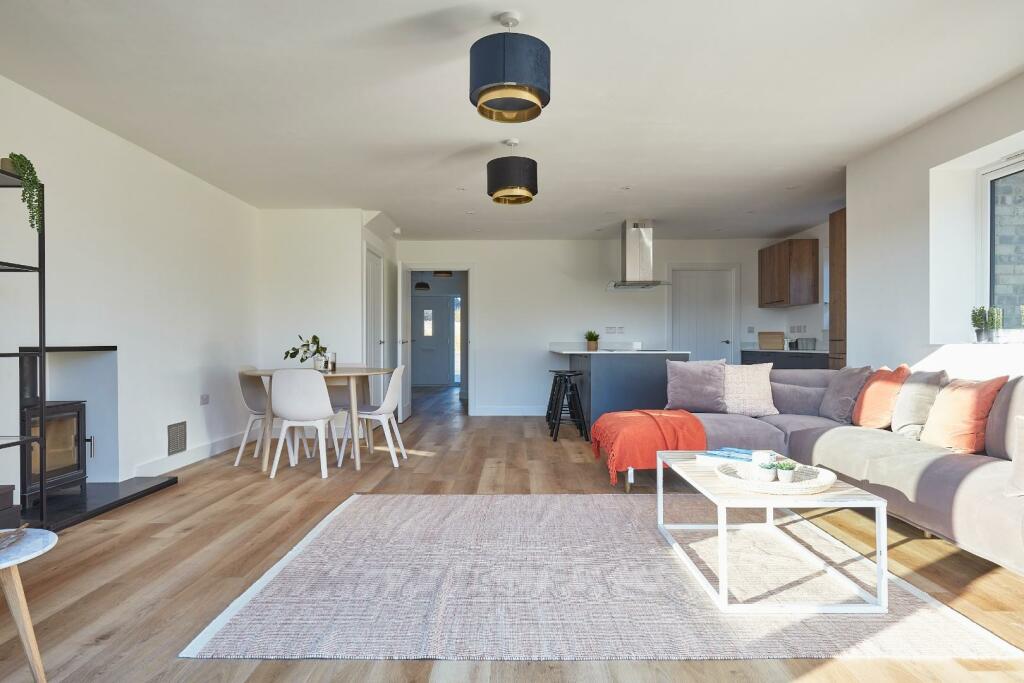 1_Kings_Court_Over_100124 4.jpg