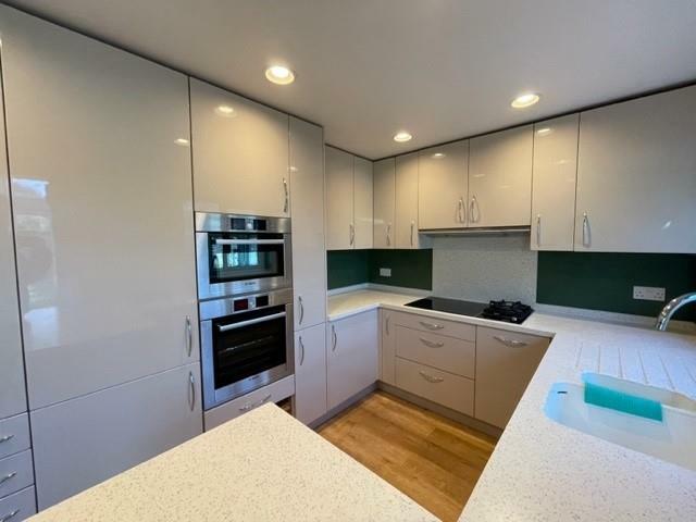 Kitchen photo 3.jpg