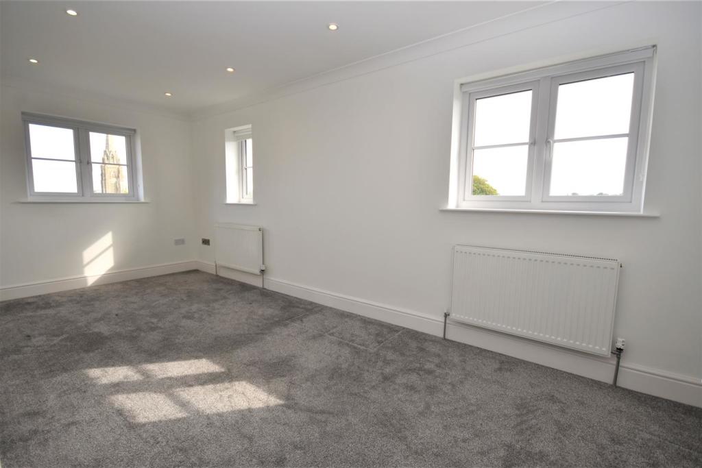 Master Bedroom.JPG