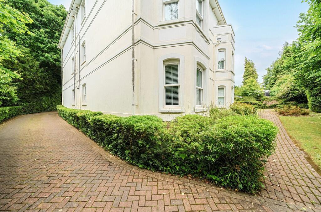 Frant Road, Beaumont Court, TN2