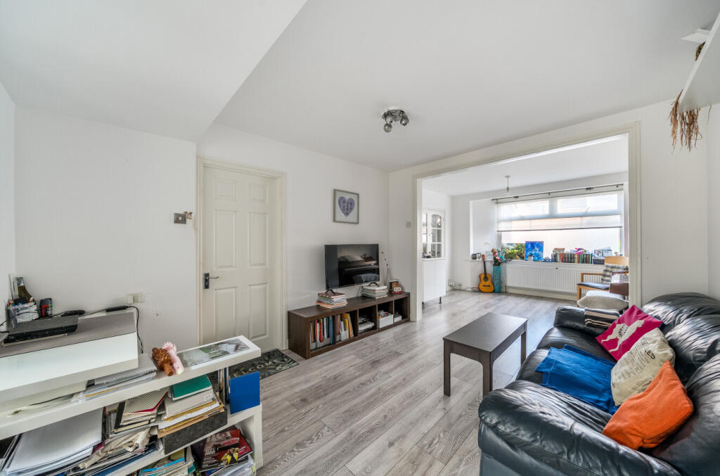 1384920-19-6925d3...