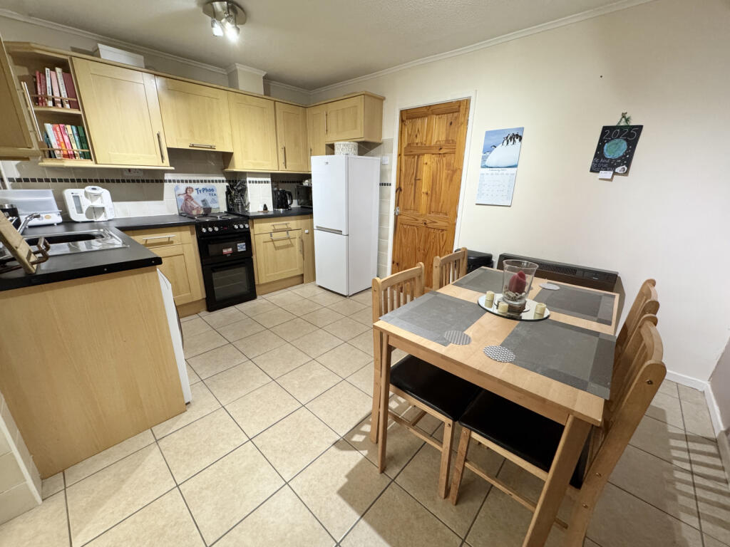 Kitchen | Dining Room