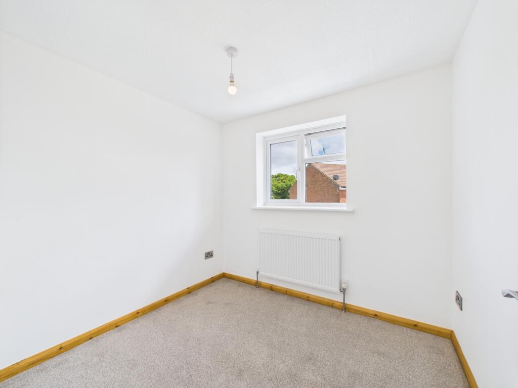 CAM02023G0-PR0155-STILL008