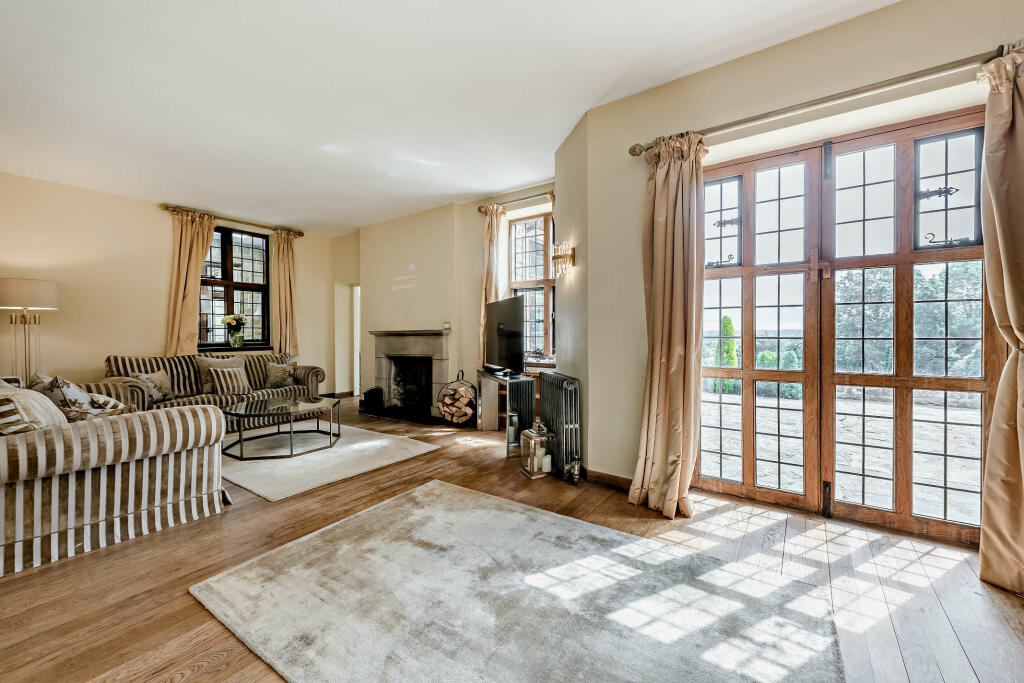8567717-interior58-800
