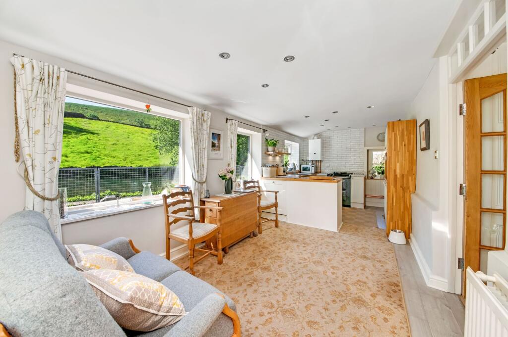 OPEN PLAN DINING KITCHEN