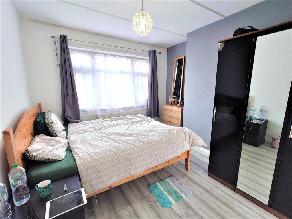 Front Lounge