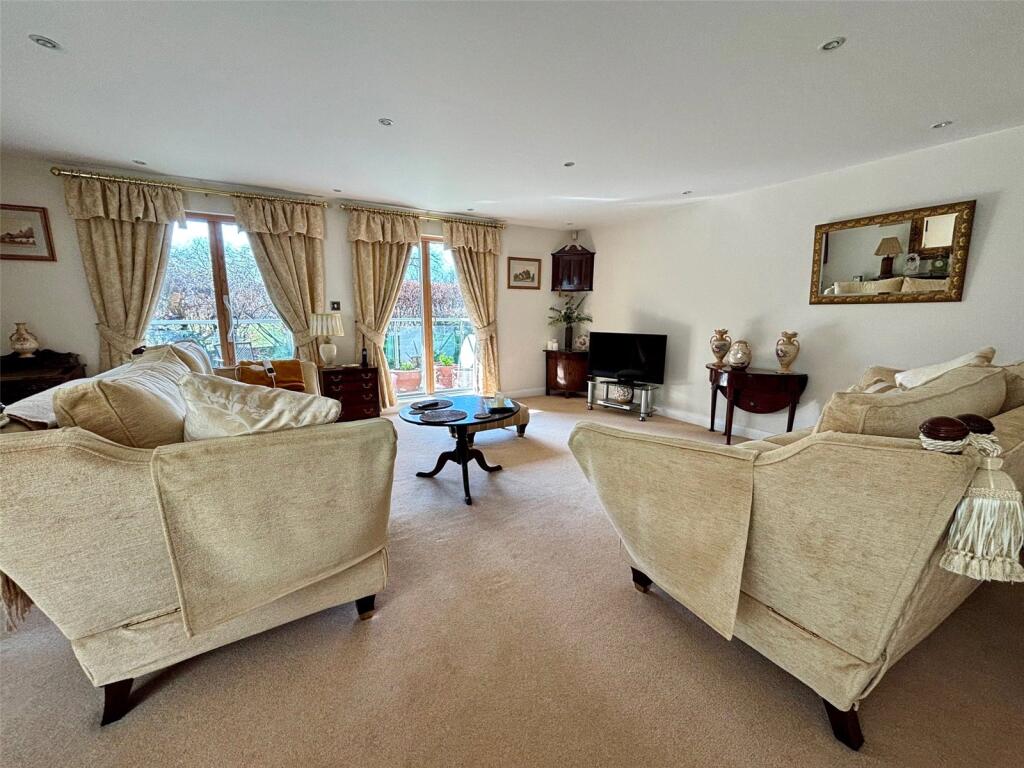 Living Dining Room