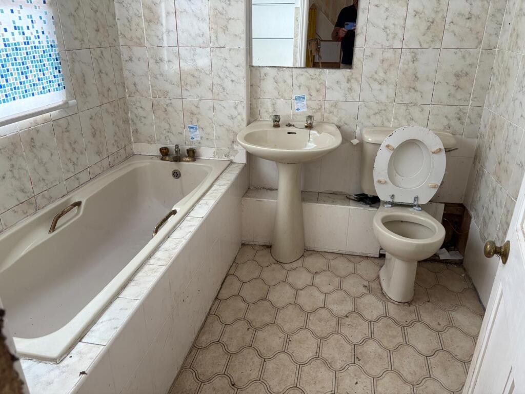 5c18a3fc-dd07-45fa-8756-735d95a8f0fd T202506231341.jpg